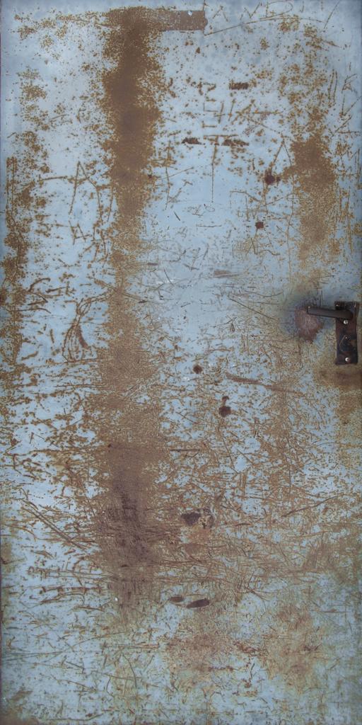 Preview of door 34 rusty